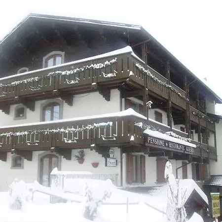 ホテル Ristorante Guerri ピエヴェペーラゴ